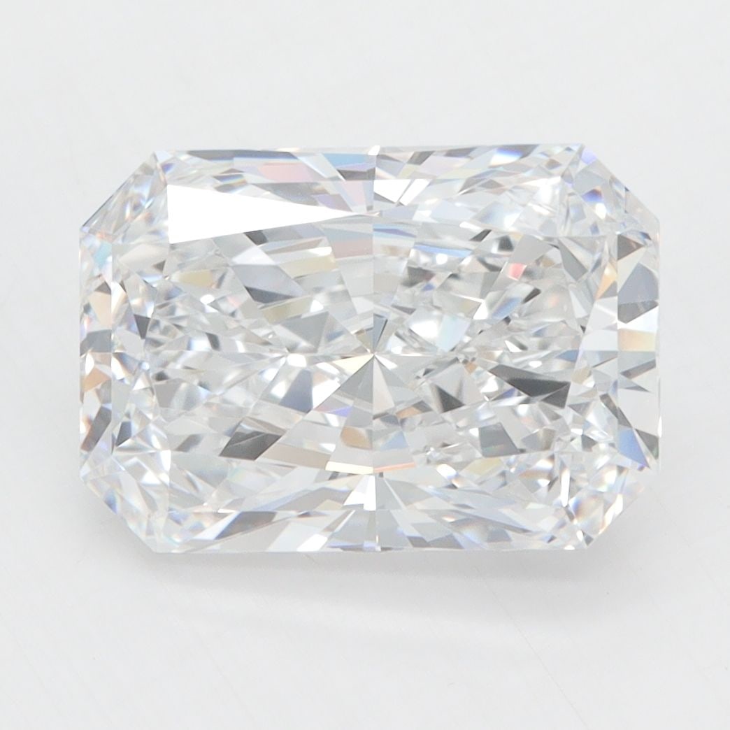 Loose Diamond - RADIANT 4.08ct D VVS1: Loose Diamond - RADIANT 4.08ct D VVS1 Source: This is a real non-mined Diamond that has been grown in a lab Shape: RADIANT Carats: 4.08 Color: D Clarity: VVS1 Certification: GIA Video: