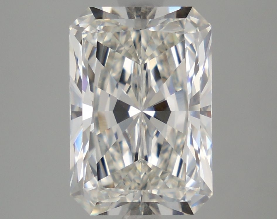 Loose Diamond - RADIANT 4.06ct G VS1: Loose Diamond - RADIANT 4.06ct G VS1 Source: This is a real non-mined Diamond that has been grown in a lab Shape: RADIANT Carats: 4.06 Color: G Clarity: VS1 Certification: IGI Video: