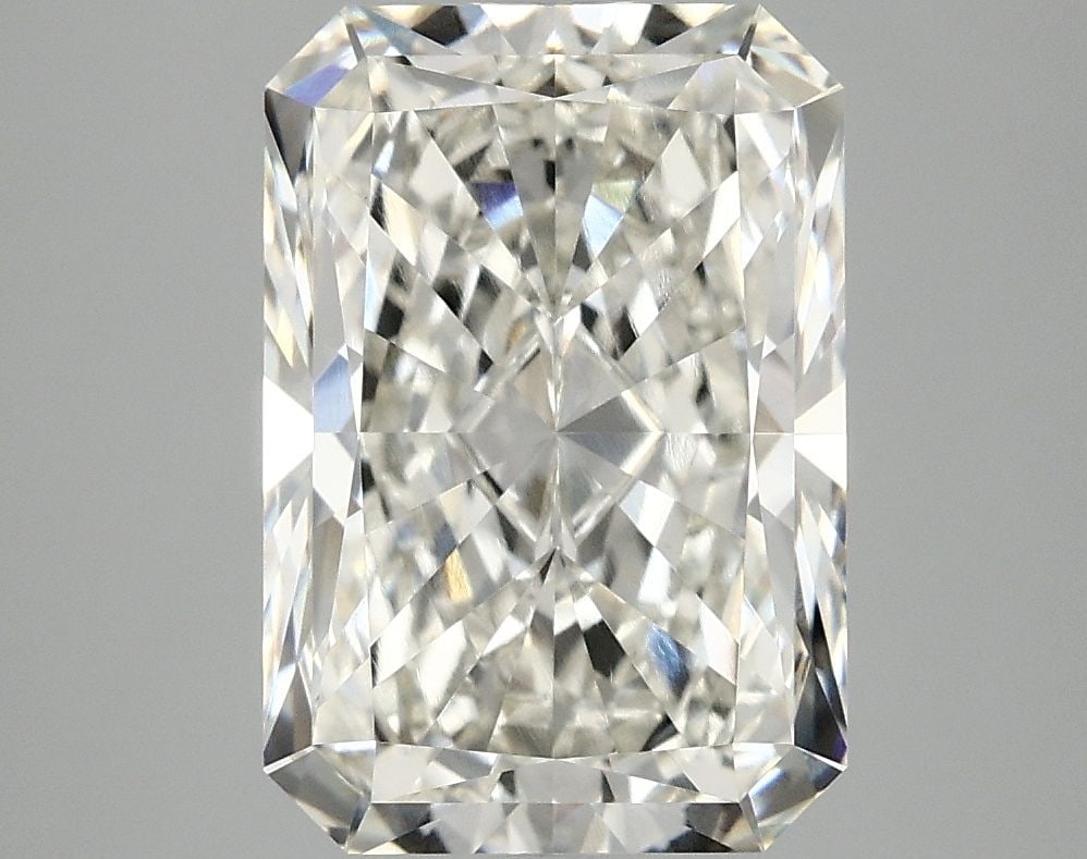 Loose Diamond - RADIANT 4.07ct H VVS2: Loose Diamond - RADIANT 4.07ct H VVS2 Source: This is a real non-mined Diamond that has been grown in a lab Shape: RADIANT Carats: 4.07 Color: H Clarity: VVS2 Certification: IGI Video: