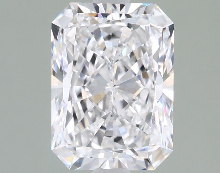 Loose Diamond - RADIANT 1.5ct D VVS2: Loose Diamond - RADIANT 1.5ct D VVS2 Source: This is a real non-mined Diamond that has been grown in a lab Shape: RADIANT Carats: 1.5 Color: D Clarity: VVS2 Certification: IGI Video:
