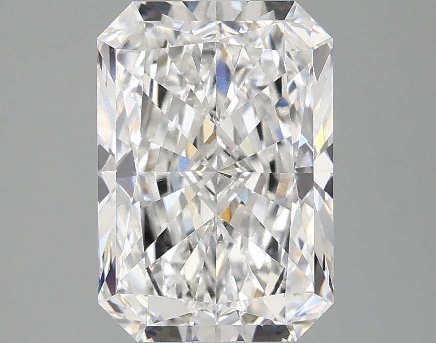 Loose Diamond - RADIANT 2.96ct D VS1: Loose Diamond - RADIANT 2.96ct D VS1 Source: This is a real non-mined Diamond that has been grown in a lab Shape: RADIANT Carats: 2.96 Color: D Clarity: VS1 Certification: IGI Condition: Pre-Owned PLE