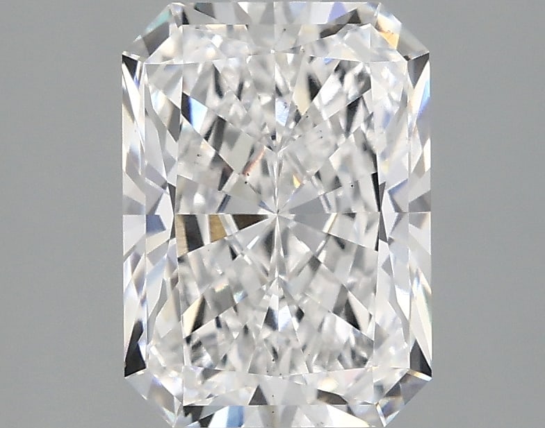 Loose Diamond - RADIANT 2.1ct D VS2: Loose Diamond - RADIANT 2.1ct D VS2 Source: This is a real non-mined Diamond that has been grown in a lab Shape: RADIANT Carats: 2.1 Color: D Clarity: VS2 Certification: IGI Condition: Pre-Owned PLEAS