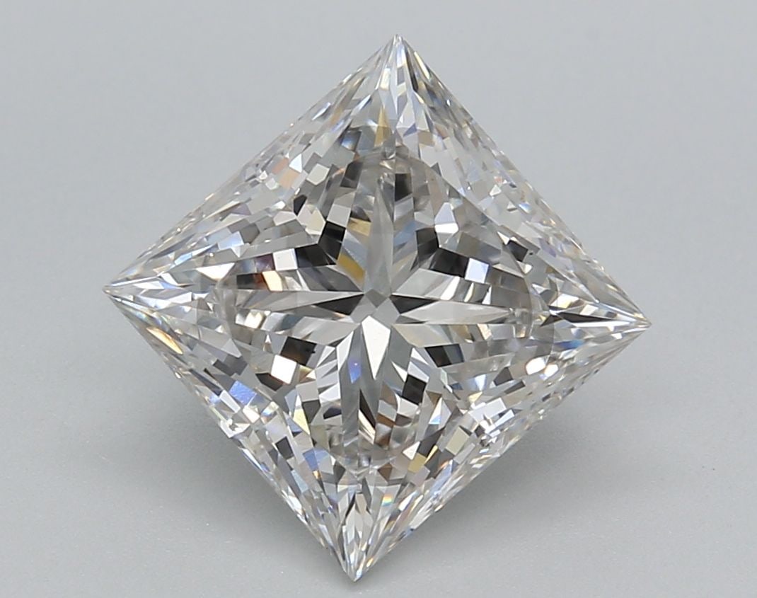 Loose Diamond - PRINCESS 3.47ct F VS2: Loose Diamond - PRINCESS 3.47ct F VS2 Source: This is a real non-mined Diamond that has been grown in a lab Shape: PRINCESS Carats: 3.47 Color: F Clarity: VS2 Certification: NONE Video: Video Link