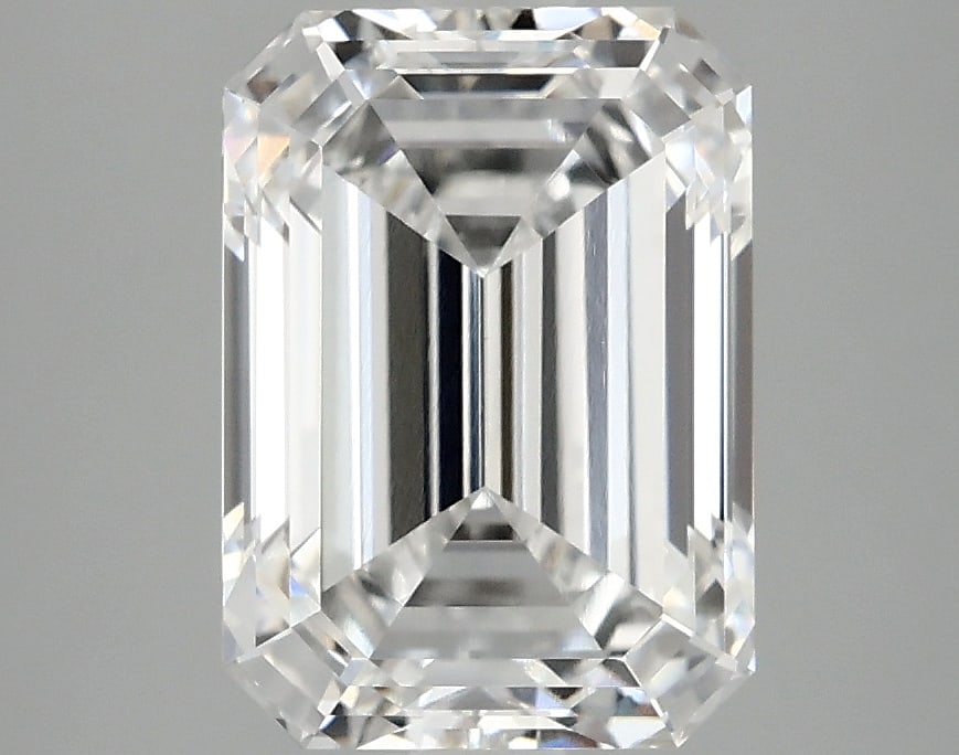 Loose Diamond - EMERALD 3.1ct D VVS2: Loose Diamond - EMERALD 3.1ct D VVS2 Source: This is a real non-mined Diamond that has been grown in a lab Shape: EMERALD Carats: 3.1 Color: D Clarity: VVS2 Certification: IGI Condition: Pre-Owned PLE