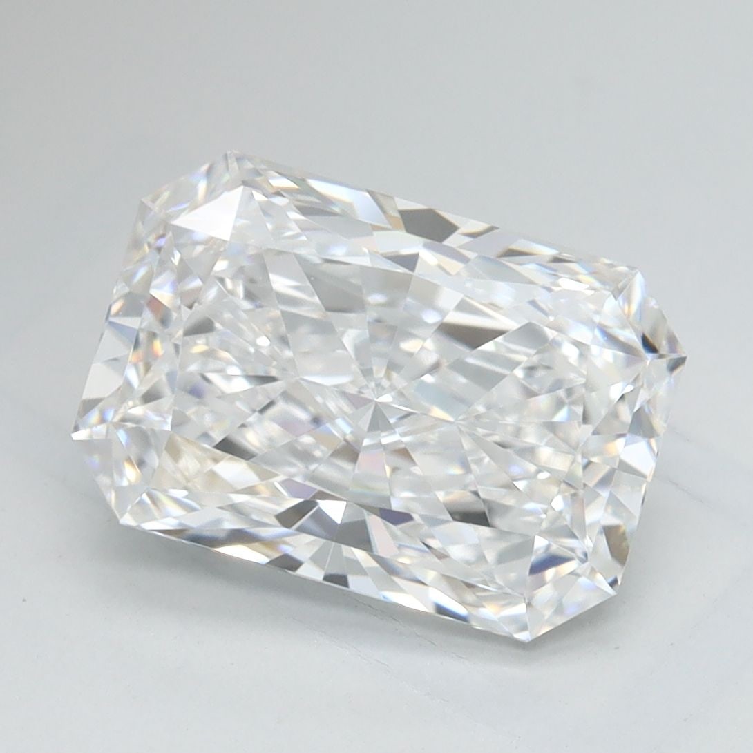 Loose Diamond - RADIANT 2.42ct D IF: Loose Diamond - RADIANT 2.42ct D IF Source: This is a real non-mined Diamond that has been grown in a lab Shape: RADIANT Carats: 2.42 Color: D Clarity: IF Certification: GCAL Video: