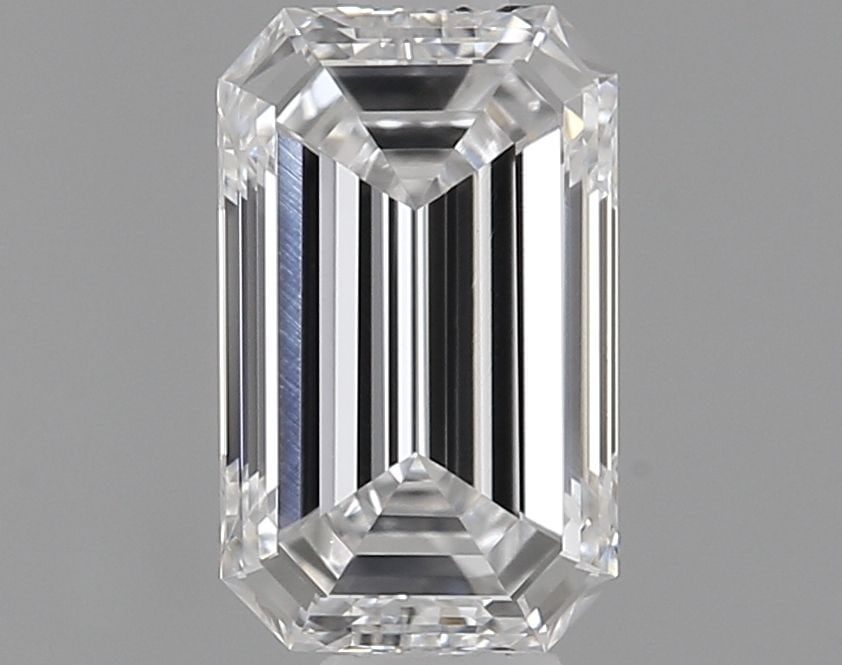 Loose Diamond - EMERALD 0.6ct D VVS1: Loose Diamond - EMERALD 0.6ct D VVS1 Source: This is a real non-mined Diamond that has been grown in a lab Shape: EMERALD Carats: 0.6 Color: D Clarity: VVS1 Certification: IGI PLEASE NOTE: Framed, Lar