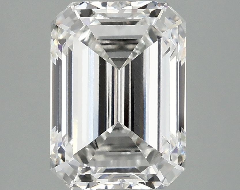 Loose Diamond - EMERALD 3.07ct F VS1: Loose Diamond - EMERALD 3.07ct F VS1 Source: This is a real non-mined Diamond that has been grown in a lab Shape: EMERALD Carats: 3.07 Color: F Clarity: VS1 Certification: IGI Video: