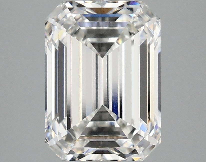 Loose Diamond - EMERALD 3.08ct E VVS2: Loose Diamond - EMERALD 3.08ct E VVS2 Source: This is a real non-mined Diamond that has been grown in a lab Shape: EMERALD Carats: 3.08 Color: E Clarity: VVS2 Certification: IGI Condition: Pre-Owned P