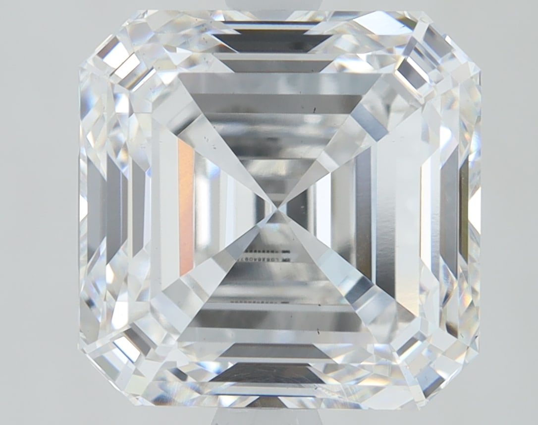 Loose Diamond - ASSCHER 3.3ct E VS1: Loose Diamond - ASSCHER 3.3ct E VS1 Source: This is a real non-mined Diamond that has been grown in a lab Shape: ASSCHER Carats: 3.3 Color: E Clarity: VS1 Certification: IGI Condition: Pre-Owned PLEAS