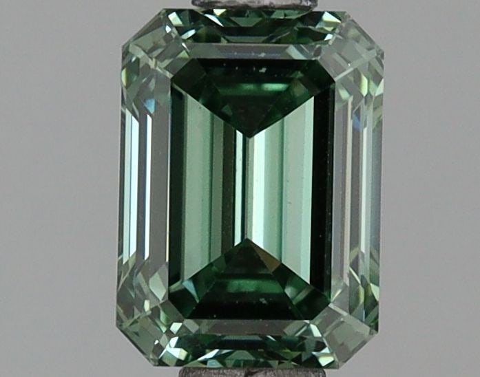 Loose Diamond - EMERALD 1.0ct Fancy Green VS1: Loose Diamond - EMERALD 1.0ct Fancy Green VS1 Source: This is a real non-mined Diamond that has been grown in a lab Shape: EMERALD Carats: 1.0 Color: Fancy Green Certification: NONE PLEASE NOTE: Frame