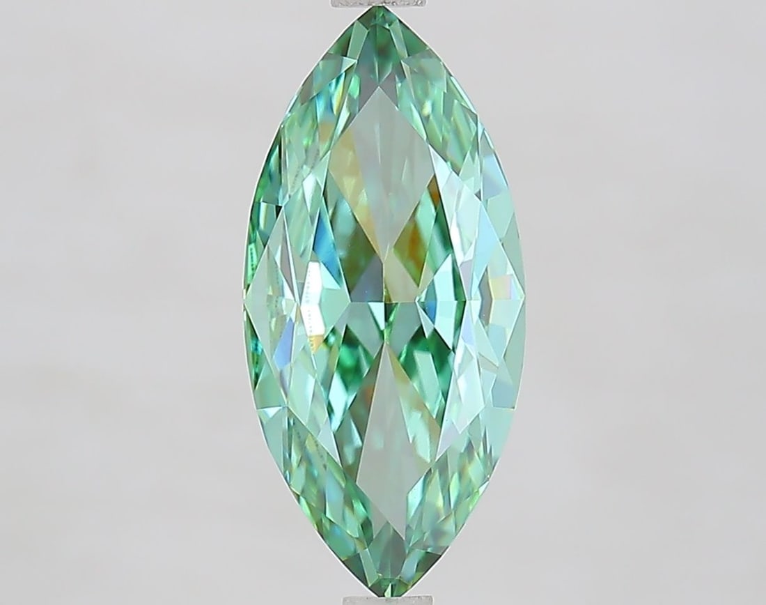 Loose Diamond - MARQUISE 3.02ct Fancy Vivid Green VVS2: Loose Diamond - MARQUISE 3.02ct Fancy Vivid Green VVS2 Source: This is a real non-mined Diamond that has been grown in a lab Shape: MARQUISE Carats: 3.02 Color: Fancy Vivid Green Certification: IGI Vi