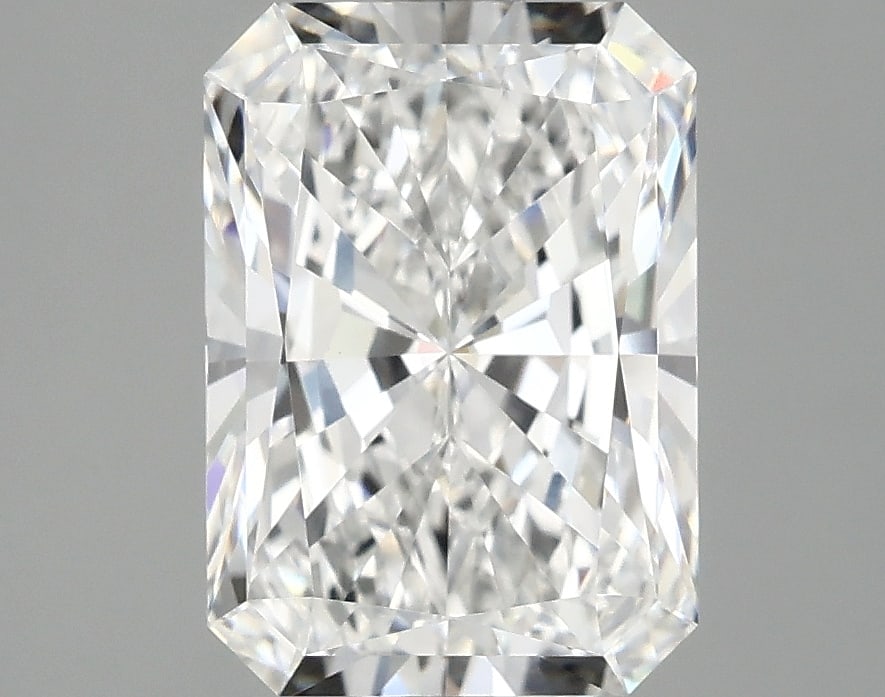 Loose Diamond - RADIANT 3.05ct D VVS2: Loose Diamond - RADIANT 3.05ct D VVS2 Source: This is a real non-mined Diamond that has been grown in a lab Shape: RADIANT Carats: 3.05 Color: D Clarity: VVS2 Certification: IGI Condition: Pre-Owned P