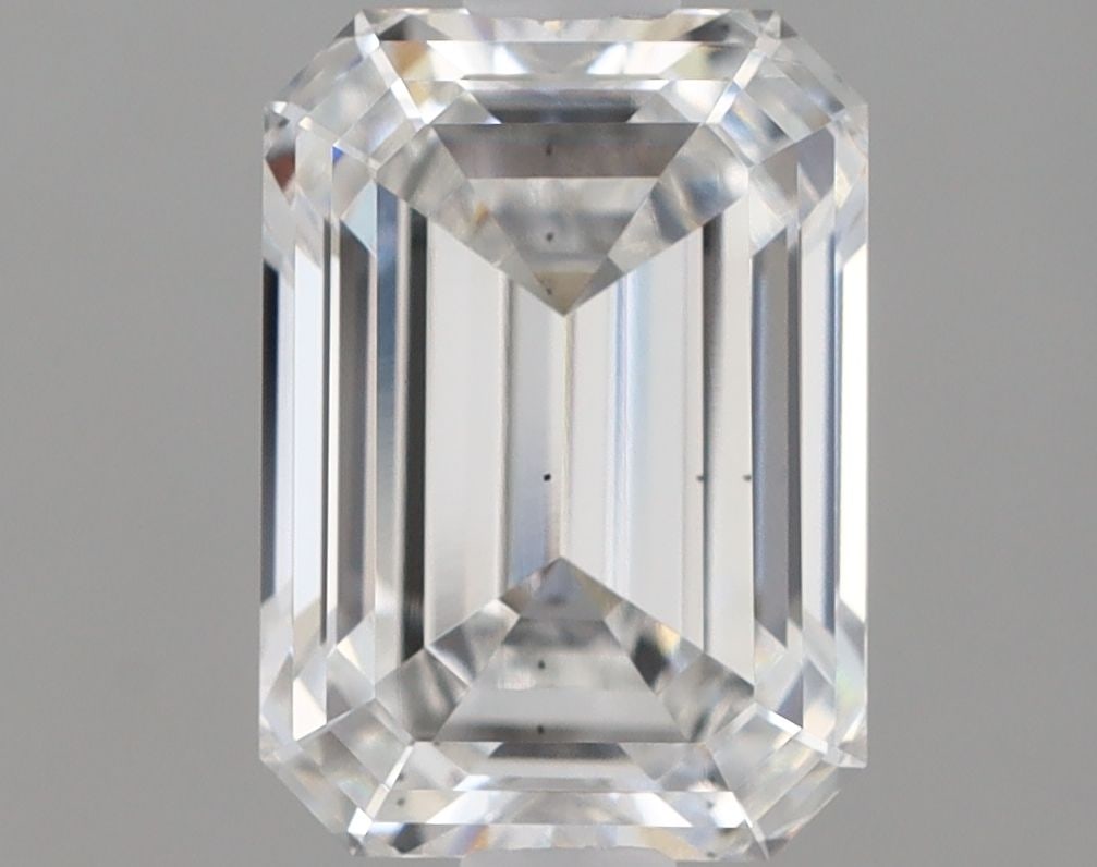 Loose Diamond - EMERALD 1.79ct F VS2: Loose Diamond - EMERALD 1.79ct F VS2 Source: This is a real non-mined Diamond that has been grown in a lab Shape: EMERALD Carats: 1.79 Color: F Clarity: VS2 Certification: IGI Video: