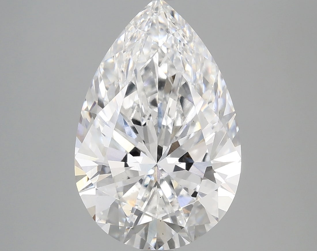 Loose Diamond - PEAR 4.01ct E VS2: Loose Diamond - PEAR 4.01ct E VS2 Source: This is a real non-mined Diamond that has been grown in a lab Shape: PEAR Carats: 4.01 Color: E Clarity: VS2 Certification: IGI Condition: Pre-Owned PLEASE NO