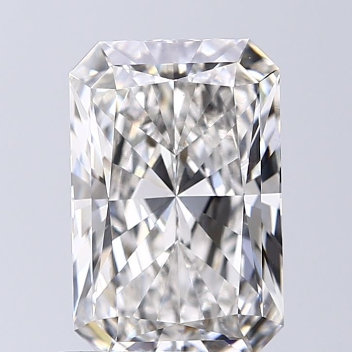 Loose Diamond - RADIANT 4.02ct G VS1: Loose Diamond - RADIANT 4.02ct G VS1 Source: This is a real non-mined Diamond that has been grown in a lab Shape: RADIANT Carats: 4.02 Color: G Clarity: VS1 Certification: IGI Video: