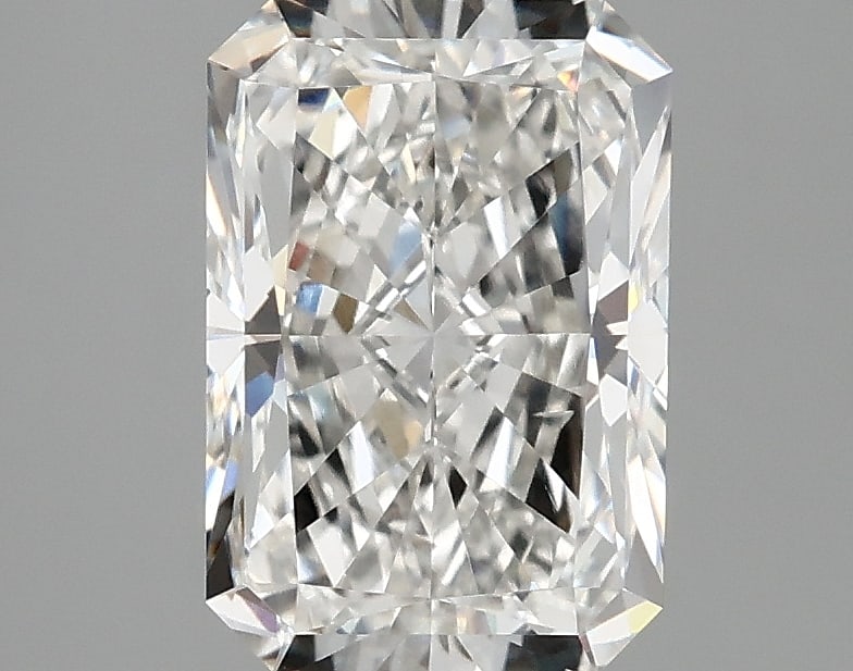 Loose Diamond - RADIANT 2.44ct F VS1: Loose Diamond - RADIANT 2.44ct F VS1 Source: This is a real non-mined Diamond that has been grown in a lab Shape: RADIANT Carats: 2.44 Color: F Clarity: VS1 Certification: IGI Condition: Pre-Owned
