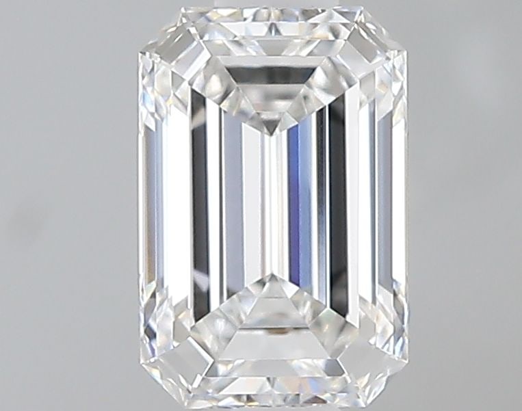 Loose Diamond - EMERALD 1.08ct D VVS2: Loose Diamond - EMERALD 1.08ct D VVS2 Source: This is a real non-mined Diamond that has been grown in a lab Shape: EMERALD Carats: 1.08 Color: D Clarity: VVS2 Certification: IGI Video: