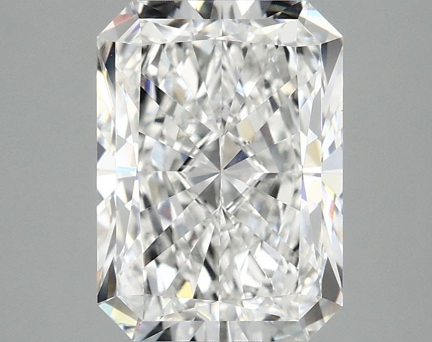 Loose Diamond - RADIANT 3.01ct E VVS2: Loose Diamond - RADIANT 3.01ct E VVS2 Source: This is a real non-mined Diamond that has been grown in a lab Shape: RADIANT Carats: 3.01 Color: E Clarity: VVS2 Certification: IGI Video: