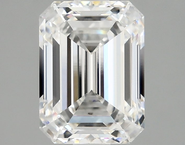 Loose Diamond - EMERALD 2.1ct E VS1: Loose Diamond - EMERALD 2.1ct E VS1 Source: This is a real non-mined Diamond that has been grown in a lab Shape: EMERALD Carats: 2.1 Color: E Clarity: VS1 Certification: IGI Condition: Pre-Owned PLEAS