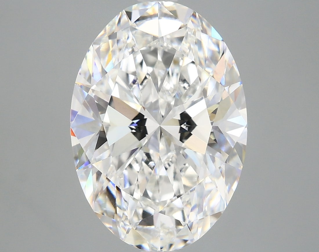Loose Diamond - OVAL 4.92ct D VS2: Loose Diamond - OVAL 4.92ct D VS2 Source: This is a real non-mined Diamond that has been grown in a lab Shape: OVAL Carats: 4.92 Color: D Clarity: VS2 Certification: IGI Condition: Pre-Owned PLEASE NO