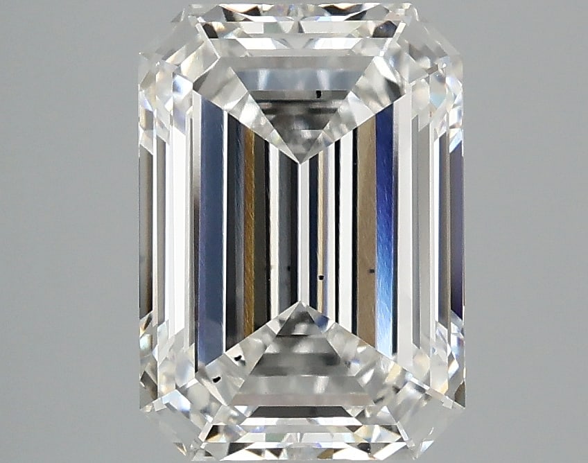 Loose Diamond - EMERALD 3ct E VS2: Loose Diamond - EMERALD 3ct E VS2 Source: This is a real non-mined Diamond that has been grown in a lab Shape: EMERALD Carats: 3 Color: E Clarity: VS2 Certification: IGI Condition: Pre-Owned PLEASE NO
