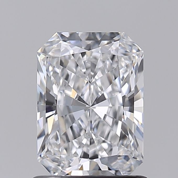 Loose Diamond - RADIANT 1.01ct D VVS1: Loose Diamond - RADIANT 1.01ct D VVS1 Source: This is a real non-mined Diamond that has been grown in a lab Shape: RADIANT Carats: 1.01 Color: D Clarity: VVS1 Certification: IGI Video: