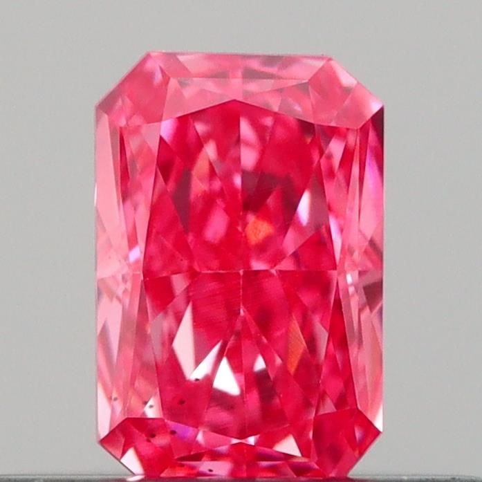 Loose Diamond - RADIANT 0.29ct Fancy Vivid Pink VS2: Loose Diamond - RADIANT 0.29ct Fancy Vivid Pink VS2 Source: This is a real non-mined Diamond that has been grown in a lab Shape: RADIANT Carats: 0.29 Color: Fancy Vivid Pink Certification: IGI Video: