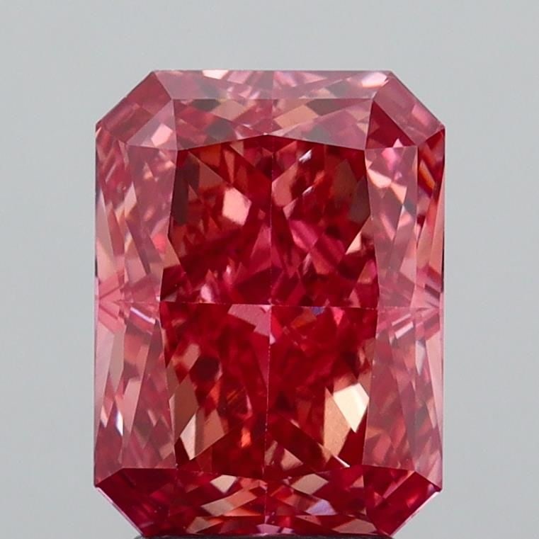 Loose Diamond - RADIANT 4.12ct Fancy Vivid Pink VVS2: Loose Diamond - RADIANT 4.12ct Fancy Vivid Pink VVS2 Source: This is a real non-mined Diamond that has been grown in a lab Shape: RADIANT Carats: 4.12 Color: Fancy Vivid Pink Certification: IGI Video: