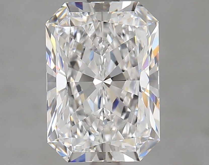 Loose Diamond - RADIANT 3.11ct D VVS1: Loose Diamond - RADIANT 3.11ct D VVS1 Source: This is a real non-mined Diamond that has been grown in a lab Shape: RADIANT Carats: 3.11 Color: D Clarity: VVS1 Certification: GIA Video:
