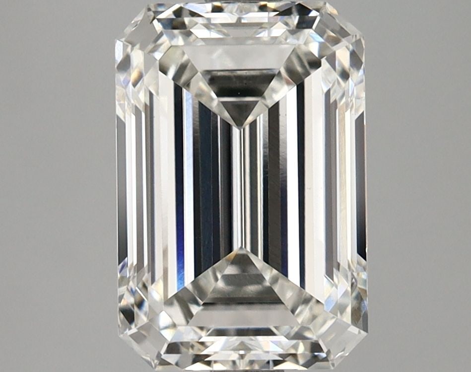 Loose Diamond - EMERALD 3.19ct G VS1: Loose Diamond - EMERALD 3.19ct G VS1 Source: This is a real non-mined Diamond that has been grown in a lab Shape: EMERALD Carats: 3.19 Color: G Clarity: VS1 Certification: IGI Video: