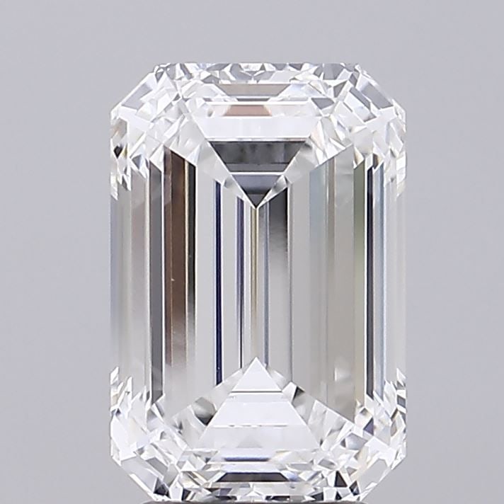 Loose Diamond - EMERALD 4.18ct E VVS2: Loose Diamond - EMERALD 4.18ct E VVS2 Source: This is a real non-mined Diamond that has been grown in a lab Shape: EMERALD Carats: 4.18 Color: E Clarity: VVS2 Certification: GIA Video: