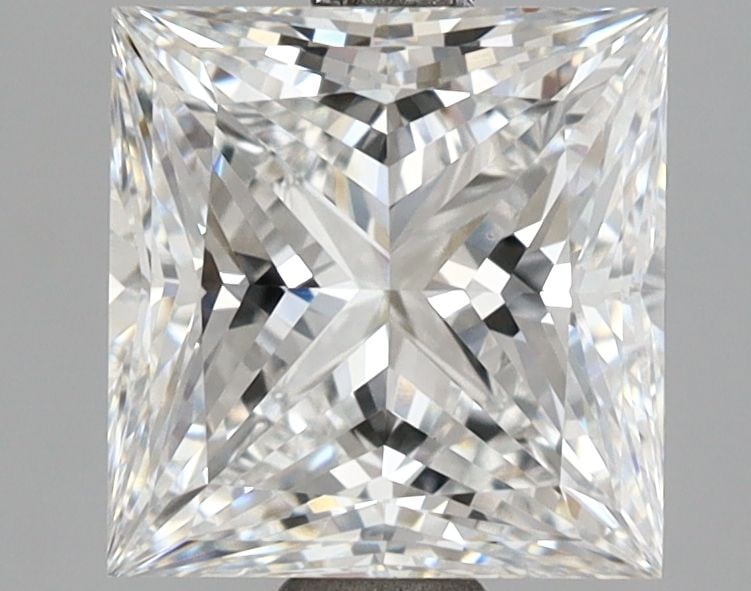 Loose Diamond - PRINCESS 2.57ct E VVS2: Loose Diamond - PRINCESS 2.57ct E VVS2 Source: This is a real non-mined Diamond that has been grown in a lab Shape: PRINCESS Carats: 2.57 Color: E Clarity: VVS2 Certification: IGI Video: