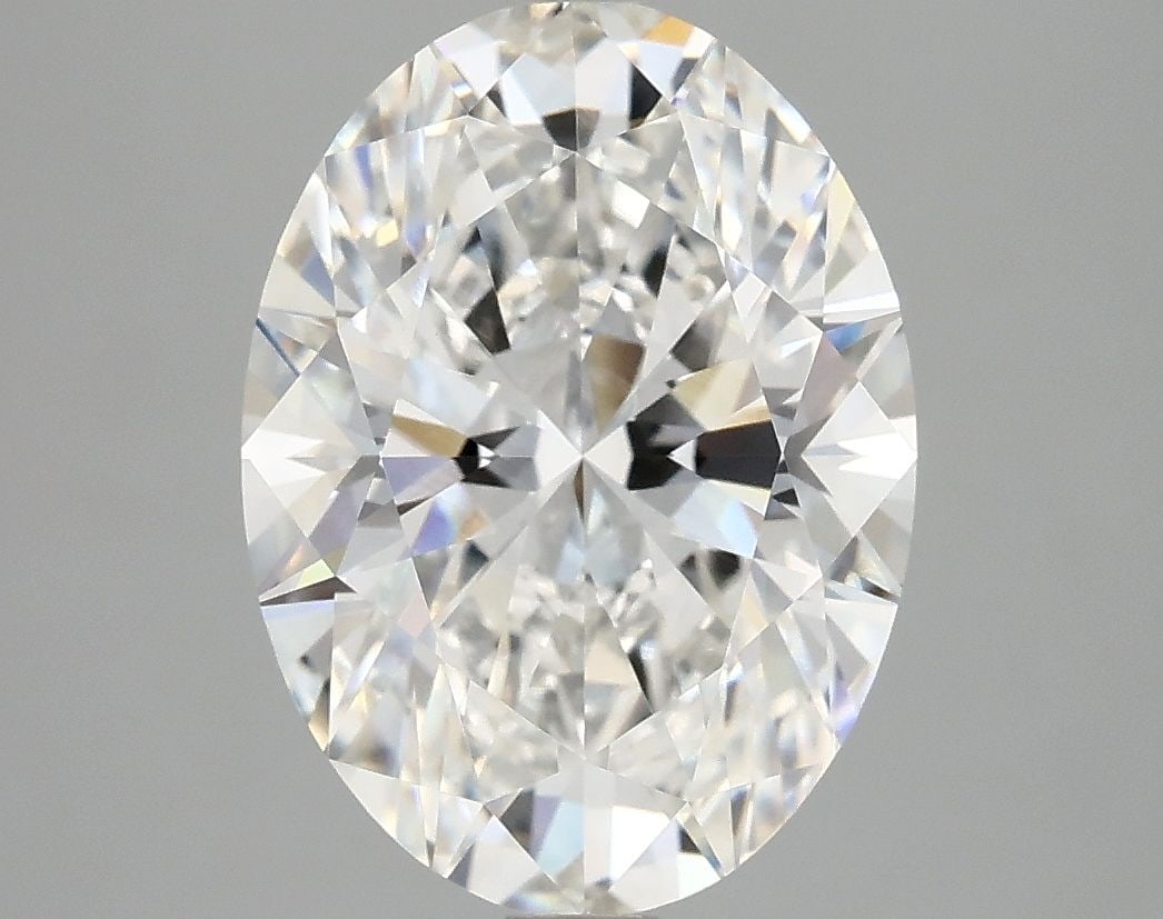 Loose Diamond - OVAL 4.0ct E VVS2: Loose Diamond - OVAL 4.0ct E VVS2 Source: This is a real non-mined Diamond that has been grown in a lab Shape: OVAL Carats: 4.0 Color: E Clarity: VVS2 Certification: IGI Video: