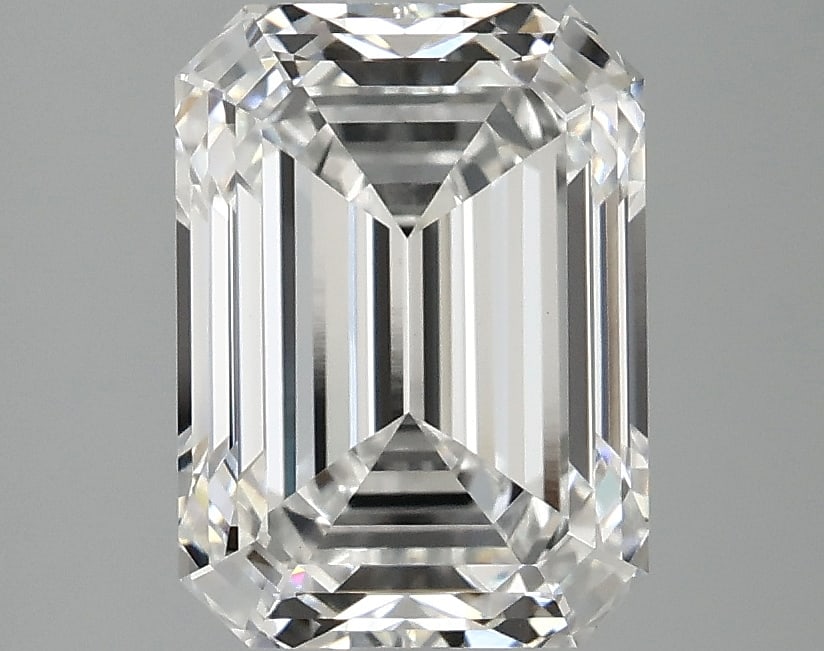 Loose Diamond - EMERALD 3.1ct D VVS2: Loose Diamond - EMERALD 3.1ct D VVS2 Source: This is a real non-mined Diamond that has been grown in a lab Shape: EMERALD Carats: 3.1 Color: D Clarity: VVS2 Certification: IGI Condition: Pre-Owned PLE