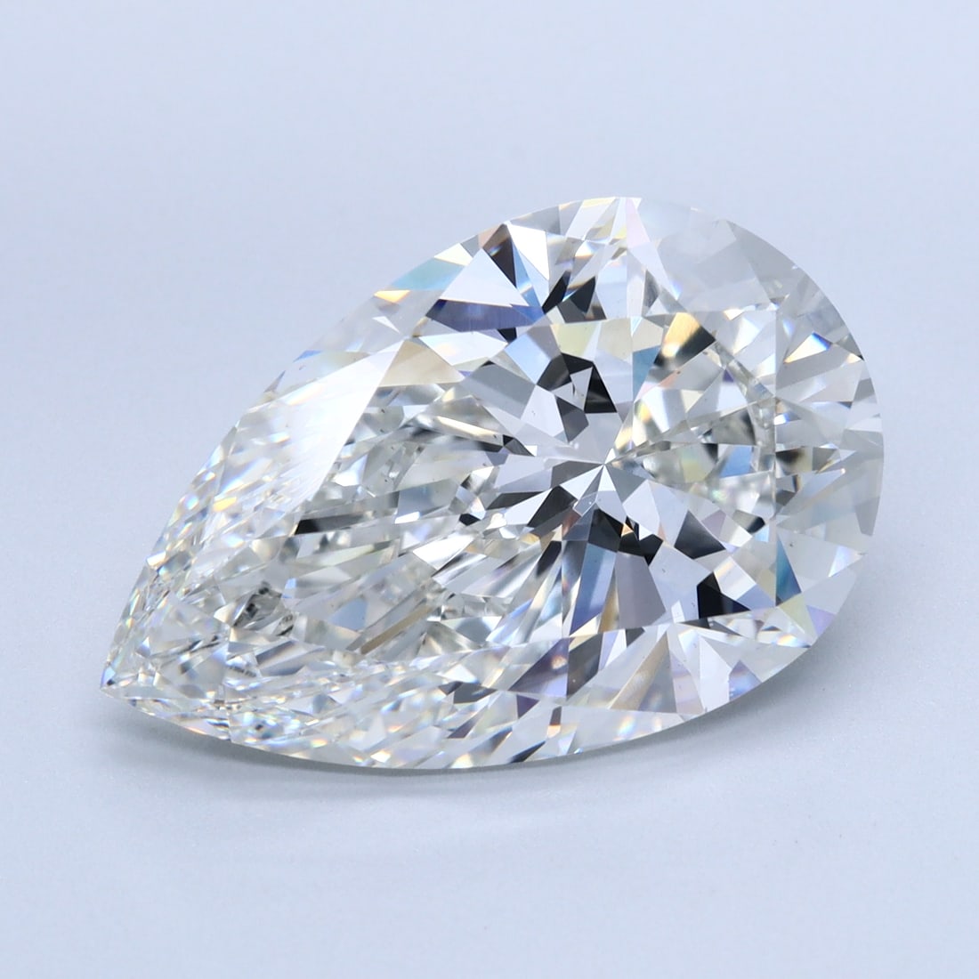 Loose Diamond - PEAR 8.64ct G VS1: Loose Diamond - PEAR 8.64ct G VS1 Source: This is a real non-mined Diamond that has been grown in a lab Shape: PEAR Carats: 8.64 Color: G Clarity: VS1 Certification: IGI Condition: Pre-Owned PLEASE