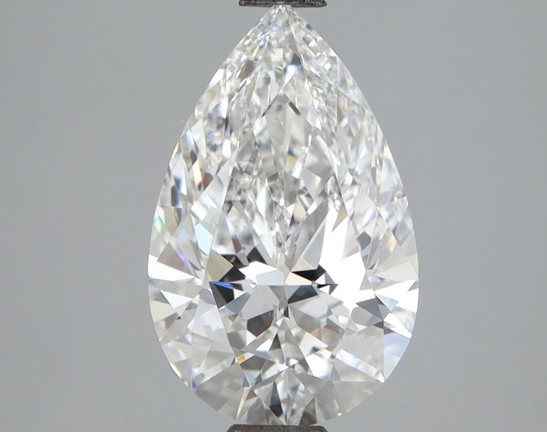Loose Diamond - PEAR 2.61ct E VS1: Loose Diamond - PEAR 2.61ct E VS1 Source: This is a real non-mined Diamond that has been grown in a lab Shape: PEAR Carats: 2.61 Color: E Clarity: VS1 Certification: IGI Video: