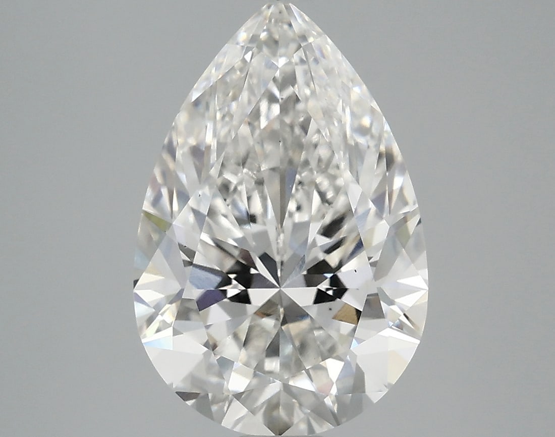 Loose Diamond - PEAR 3.87ct E VS1: Loose Diamond - PEAR 3.87ct E VS1 Source: This is a real non-mined Diamond that has been grown in a lab Shape: PEAR Carats: 3.87 Color: E Clarity: VS1 Certification: IGI Condition: Pre-Owned PLEASE NO
