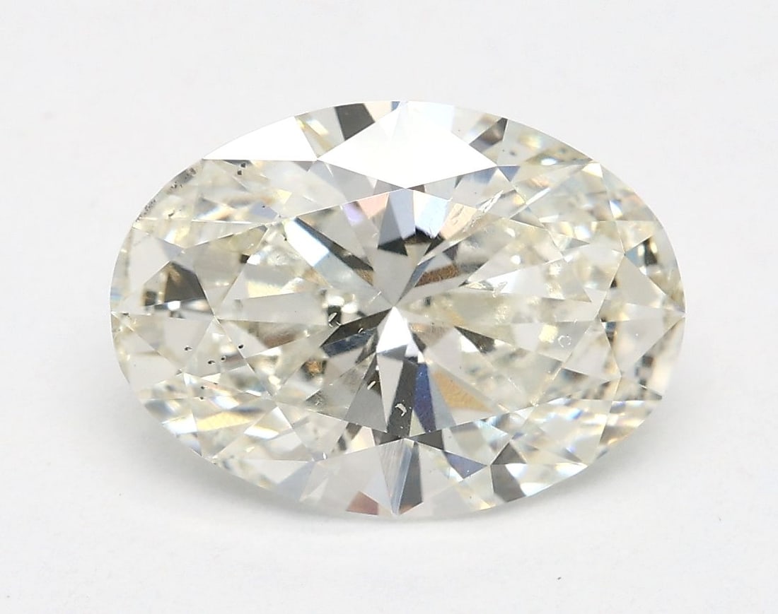 Loose Diamond - OVAL 2.19ct I SI1: Loose Diamond - OVAL 2.19ct I SI1 Source: This is a real non-mined Diamond that has been grown in a lab Shape: OVAL Carats: 2.19 Color: I Clarity: SI1 Certification: IGI Video: