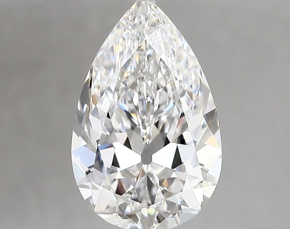 Loose Diamond - PEAR 2.21ct D VVS2: Loose Diamond - PEAR 2.21ct D VVS2 Source: This is a real non-mined Diamond that has been grown in a lab Shape: PEAR Carats: 2.21 Color: D Clarity: VVS2 Certification: IGI Video: