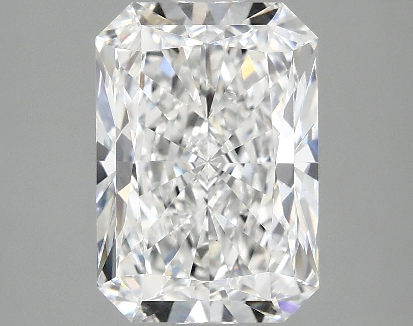 Loose Diamond - RADIANT 2.52ct D VS1: Loose Diamond - RADIANT 2.52ct D VS1 Source: This is a real non-mined Diamond that has been grown in a lab Shape: RADIANT Carats: 2.52 Color: D Clarity: VS1 Certification: IGI Condition: Pre-Owned PLE