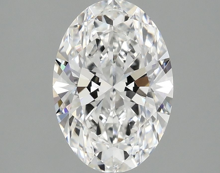 Loose Diamond - OVAL 2.1ct E VVS2: Loose Diamond - OVAL 2.1ct E VVS2 Source: This is a real non-mined Diamond that has been grown in a lab Shape: OVAL Carats: 2.1 Color: E Clarity: VVS2 Certification: IGI Video: