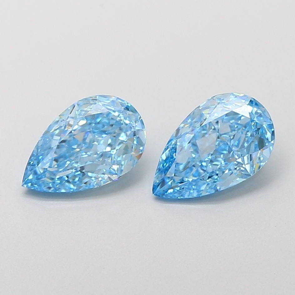 Loose Diamond - PEAR 1.19ct Fancy Vivid Blue VS1: Loose Diamond - PEAR 1.19ct Fancy Vivid Blue VS1 Source: This is a real non-mined Diamond that has been grown in a lab Shape: PEAR Carats: 1.19 Color: Fancy Vivid Blue Certification: IGI Video: