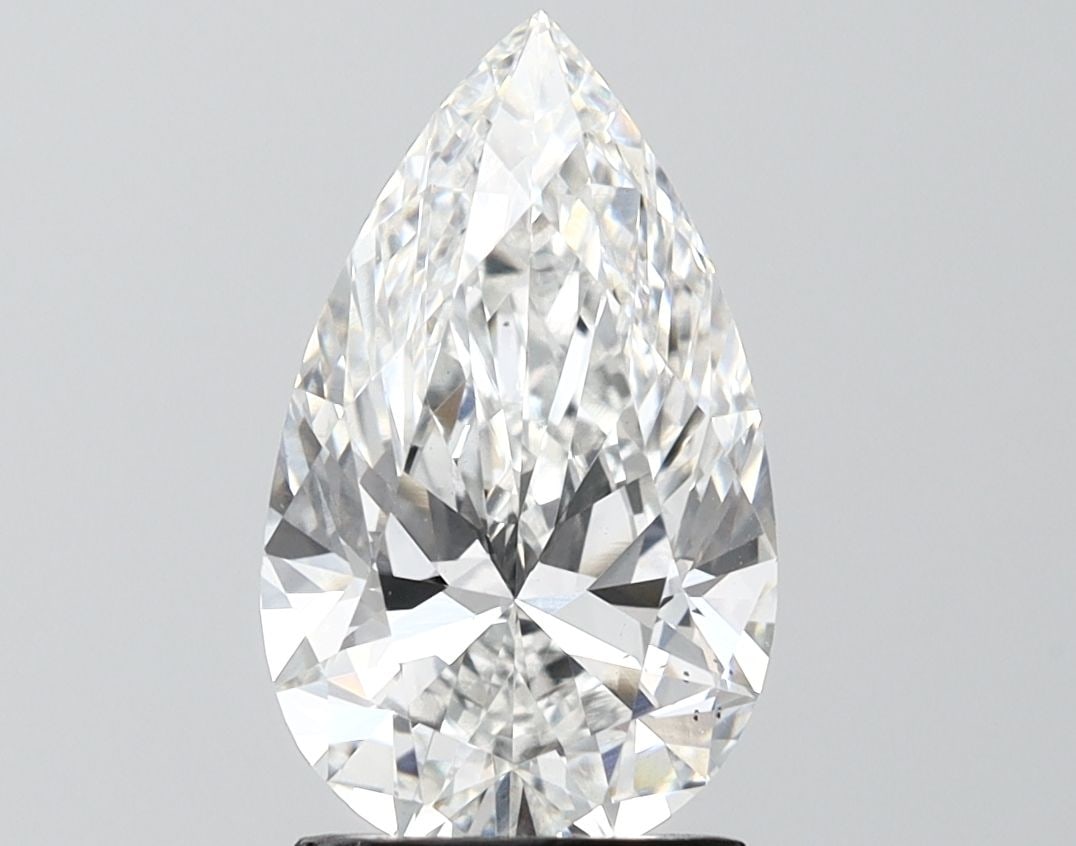 Loose Diamond - PEAR 2.52ct G VS2: Loose Diamond - PEAR 2.52ct G VS2 Source: This is a real non-mined Diamond that has been grown in a lab Shape: PEAR Carats: 2.52 Color: G Clarity: VS2 Certification: IGI Video: