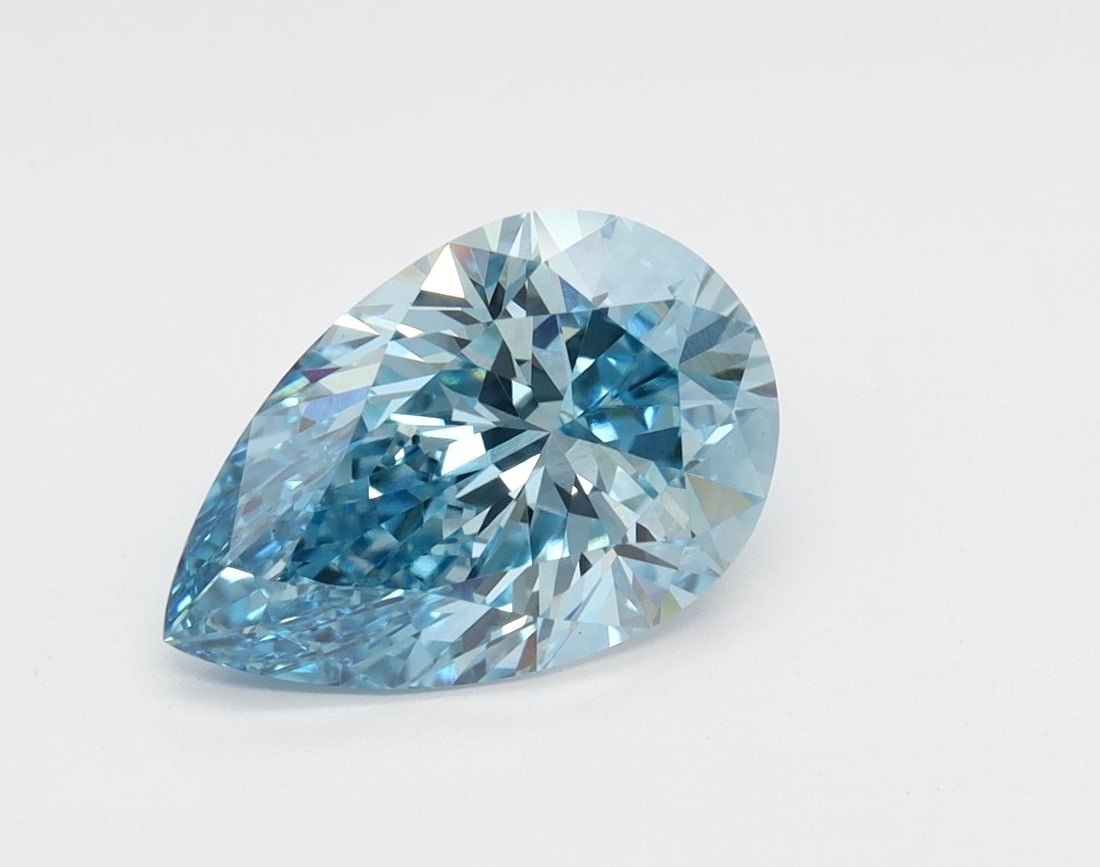 Loose Diamond - PEAR 1.74ct Fancy Vivid Blue VS1: Loose Diamond - PEAR 1.74ct Fancy Vivid Blue VS1 Source: This is a real non-mined Diamond that has been grown in a lab Shape: PEAR Carats: 1.74 Color: Fancy Vivid Blue Certification: IGI Video: