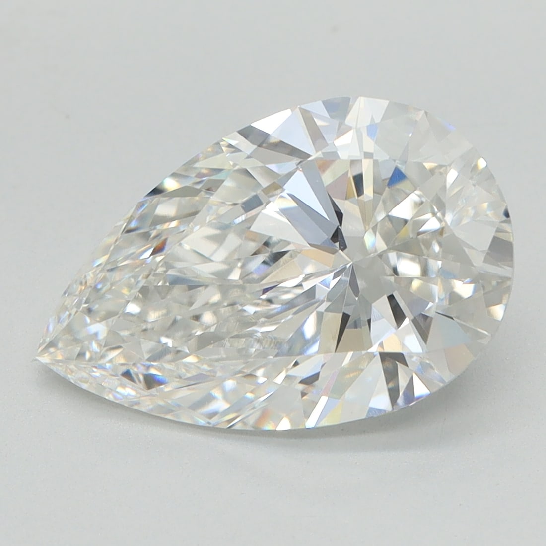Loose Diamond - PEAR 3.02ct E VVS1: Loose Diamond - PEAR 3.02ct E VVS1 Source: This is a real non-mined Diamond that has been grown in a lab Shape: PEAR Carats: 3.02 Color: E Clarity: VVS1 Certification: IGI Condition: Pre-Owned PLEASE 