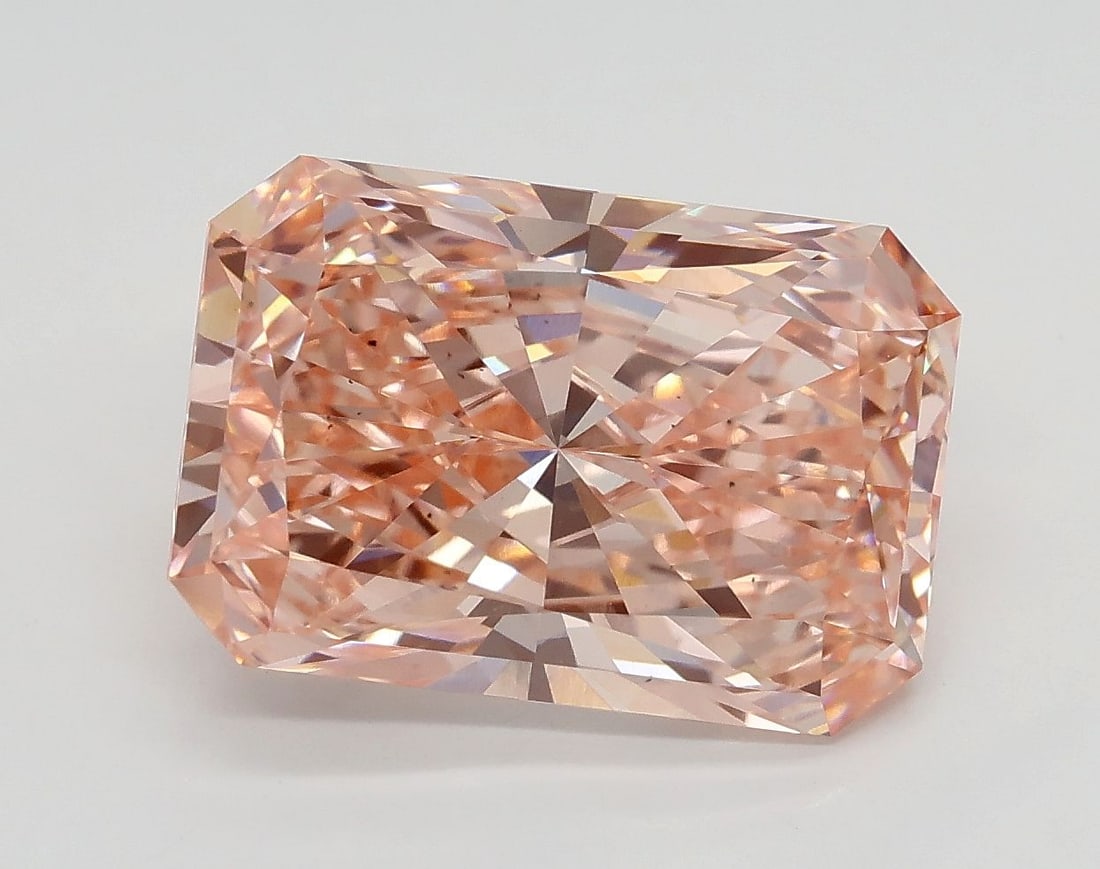 Loose Diamond - RADIANT 4.08ct Fancy Vivid Pink VS2: Loose Diamond - RADIANT 4.08ct Fancy Vivid Pink VS2 Source: This is a real non-mined Diamond that has been grown in a lab Shape: RADIANT Carats: 4.08 Color: Fancy Vivid Pink Certification: IGI Video: