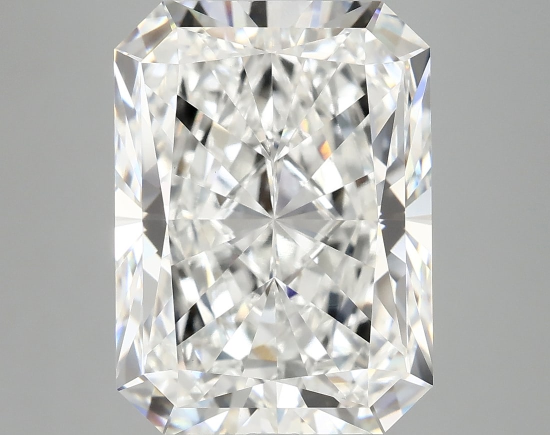 Loose Diamond - RADIANT 7.67ct F VS1: Loose Diamond - RADIANT 7.67ct F VS1 Source: This is a real non-mined Diamond that has been grown in a lab Shape: RADIANT Carats: 7.67 Color: F Clarity: VS1 Certification: IGI Condition: Pre-Owned PLE