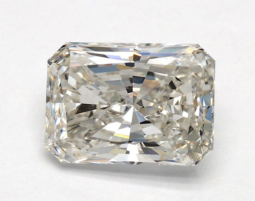 Loose Diamond - RADIANT 1.55ct H VS1: Loose Diamond - RADIANT 1.55ct H VS1 Source: This is a real non-mined Diamond that has been grown in a lab Shape: RADIANT Carats: 1.55 Color: H Clarity: VS1 Certification: IGI Video: