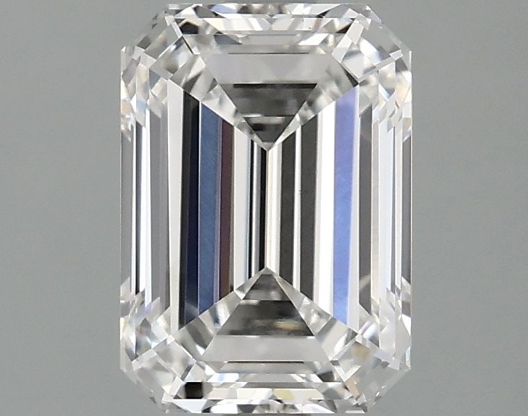 Loose Diamond - EMERALD 2.1ct E VS1: Loose Diamond - EMERALD 2.1ct E VS1 Source: This is a real non-mined Diamond that has been grown in a lab Shape: EMERALD Carats: 2.1 Color: E Clarity: VS1 Certification: IGI Video: