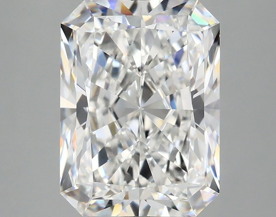 Loose Diamond - RADIANT 3.97ct E VS1: Loose Diamond - RADIANT 3.97ct E VS1 Source: This is a real non-mined Diamond that has been grown in a lab Shape: RADIANT Carats: 3.97 Color: E Clarity: VS1 Certification: IGI Video:
